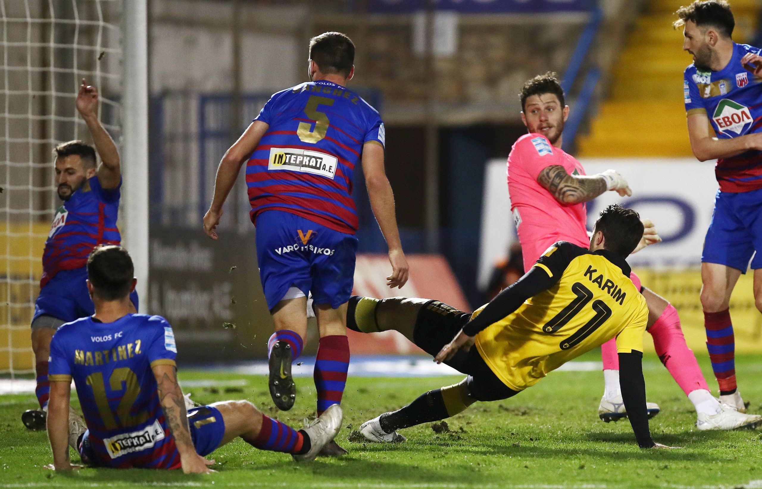 VIDEO: Το δευτερο γκολ της AEK θα μας κανει να τζογάρουμε σε φλιπεράκια, τουλάχιστον δεν θα πάθουμε καρδιακό