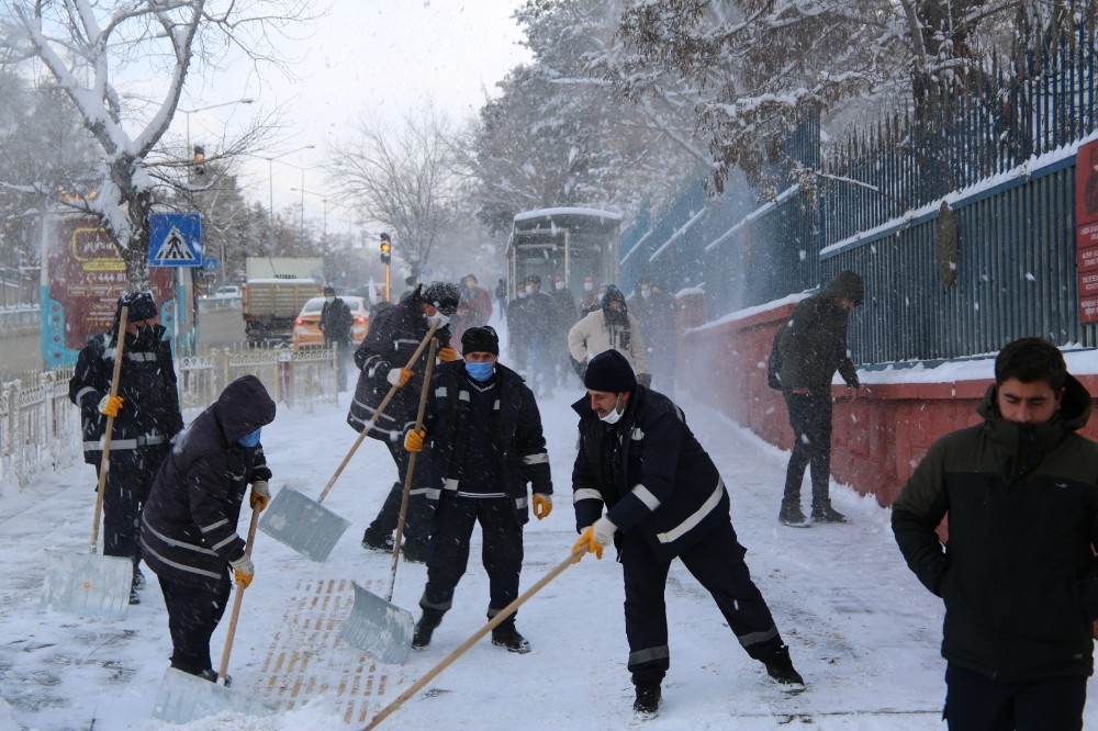Ερζερούμ 33 και μισό