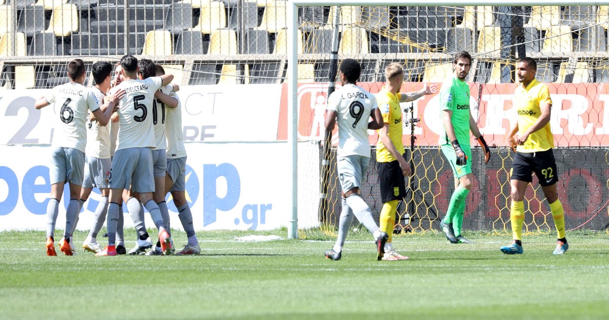 H ΜΟΝΑΧΟΚΟΡΗ ΑΝΤΕΠΙΤΙΘΕΤΑΙ: 0-3 στο Χαριλάου στο ημίχρονο (vids)