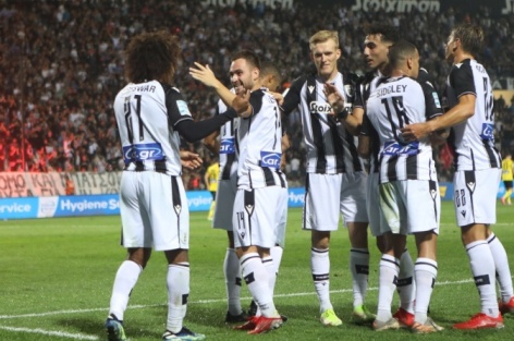 League of the Day: Συνώνυμο του over