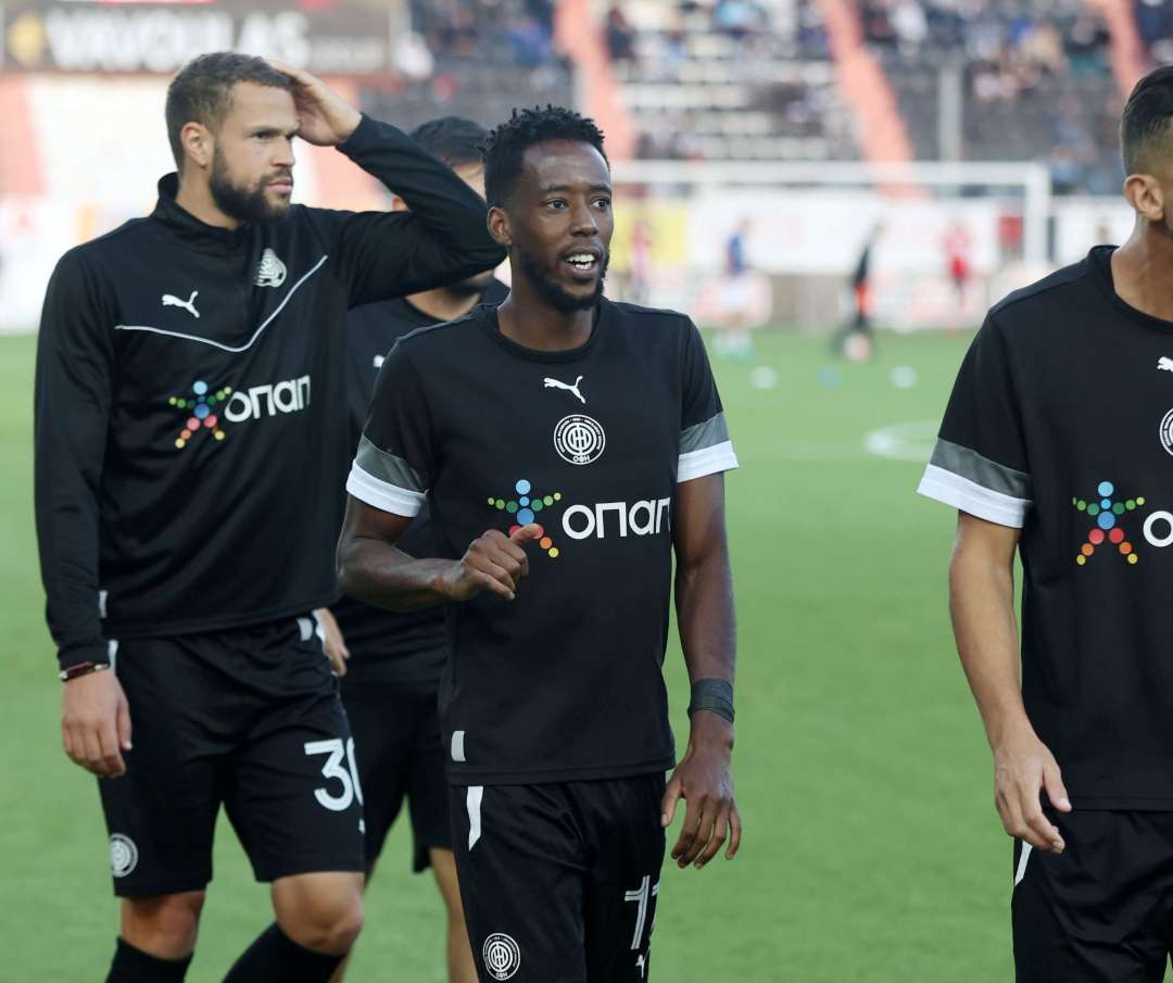 1-2 o OΦΗ την ΑΕΚ με (Γ)Καμάου και εμείς ΧΥΝ σκεπτόμενοι τους τίτλους στα σάιτ(vid)
