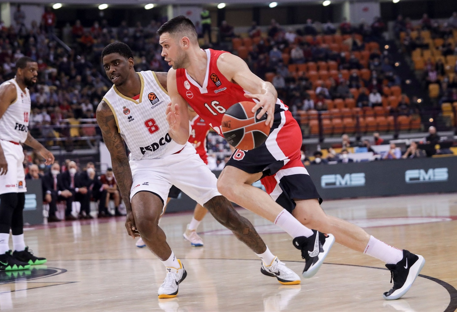 All Around Forward για όλες τις δουλειές !