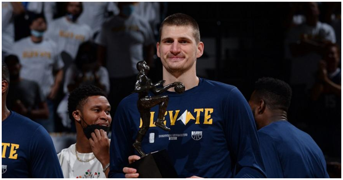 MVP βγήκε ξανά ο παντοφλάκιας Γιόκιτς, για τους προληπτικούς η κούπα πάει πάλι στους Bucks