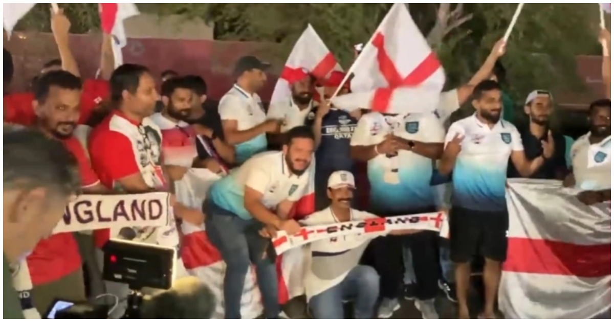 Ινδοί κομπάρσοι υποδέχτηκαν ως φανατικοί την αποστολή της Αγγλίας στο Κατάρ (vid)