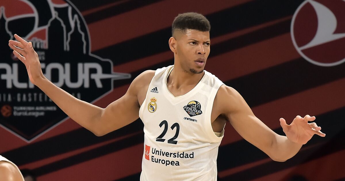 Dominant Center!