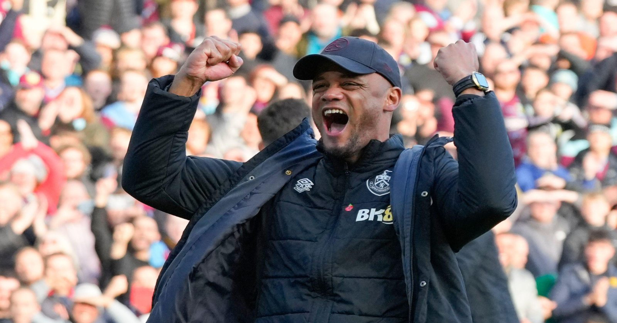 Εξελίσσεται σε σπουδαίο Manager o Kompany!