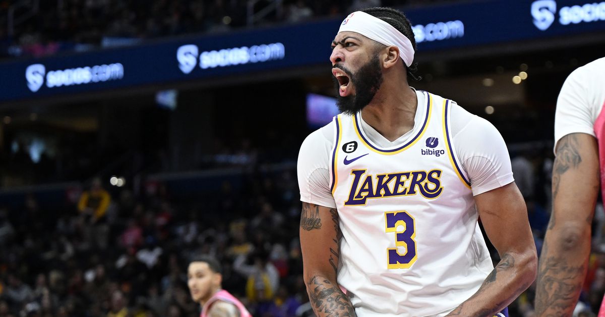 Θα μαζεύει rebounds κι απ’ τα αποδυτήρια (μόνιμος τραυματίας)!