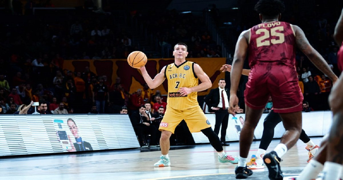 Δεν χάνει δεύτερο ματς απ΄τον Perry,κλειδώνει την πρώτη θέση σήμερα η ΑΕΚ
