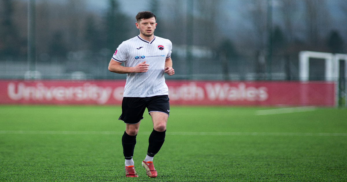 Προσέχει για να έχει η Pontypridd