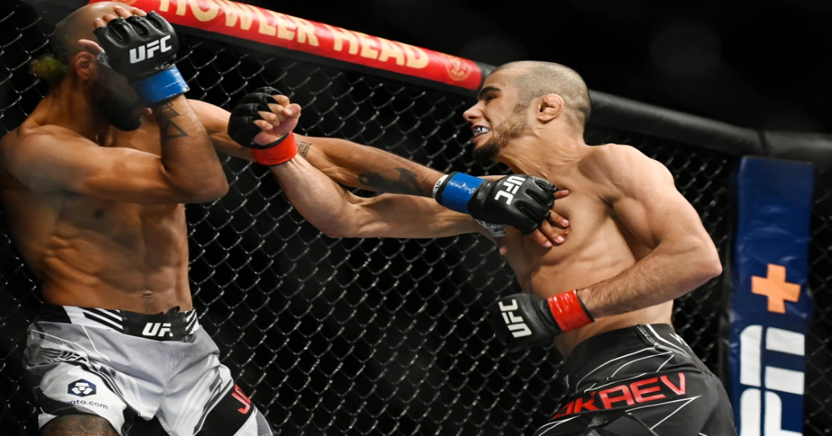 Γεννήτρια νταγκεστανών το UFC, άλλος ένας που φεύγει με την νίκη.