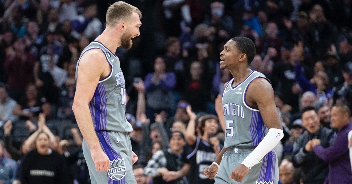 Δεν κάνει στάση το ασταμάτητο τρένο των Kings, σκουπίζουν τους Warriors
