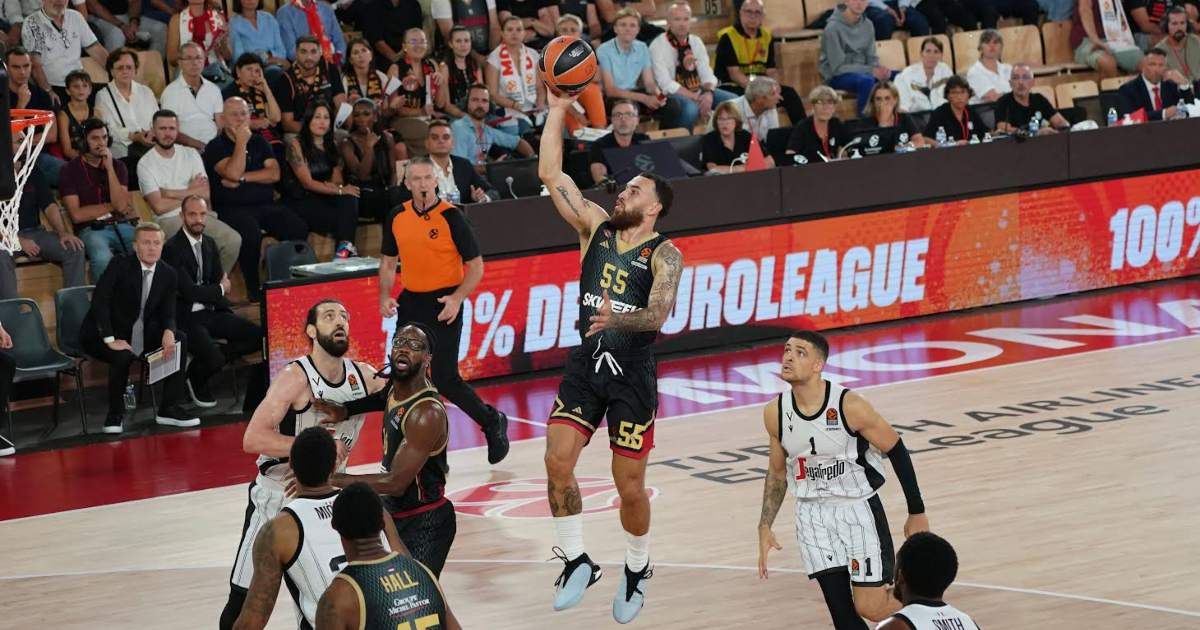 Λυγίζει στο τέλος η Μονακό μέσα στην Star Arena, όβερ ο Τζέιμς