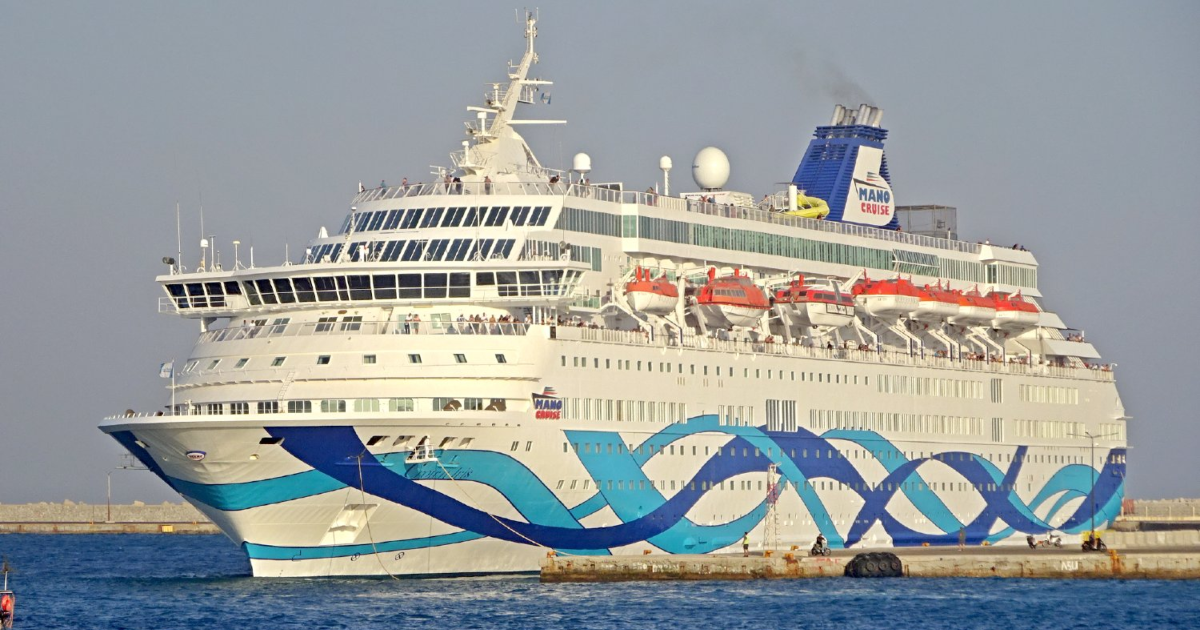 Επιβάτης κρουαζιέρας χάνει στο καζίνο, πέφτει στην θάλασσα πιστολιάζοντας