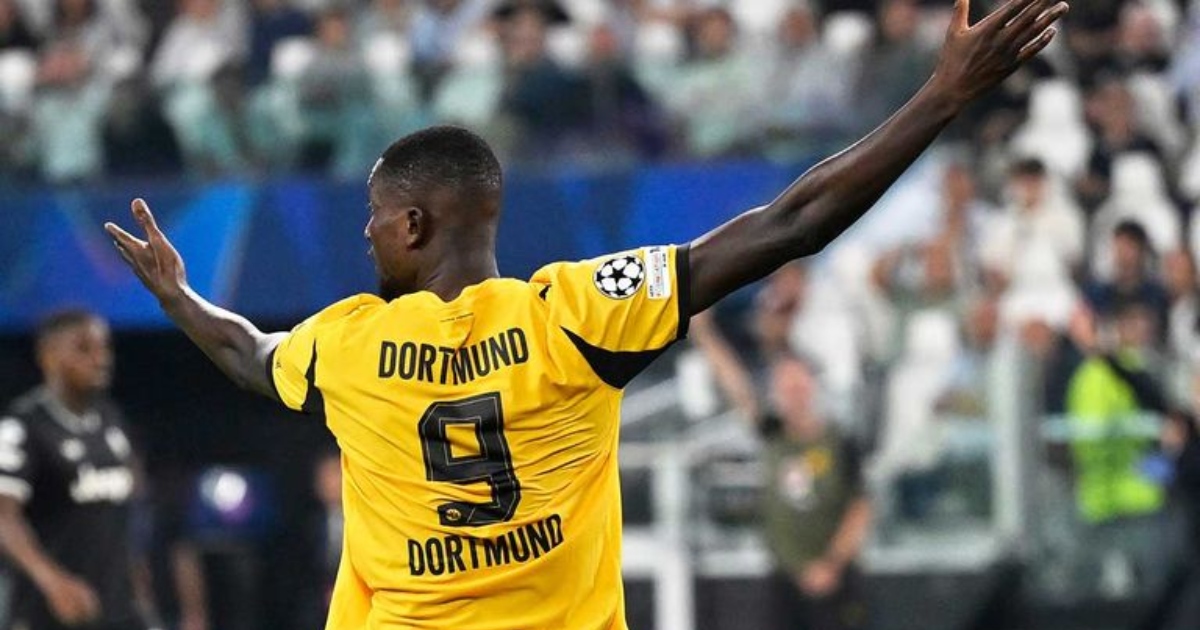 Ντόρτμουντ – Αμβούργο: Σκίζουν τα δίχτυα σε ελεύθερο ματς