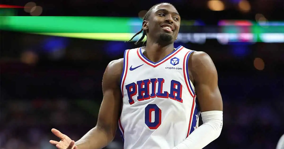 Υπάρχει νέος σερίφης στην Φιλαδέλφεια και κουβαλάει μόνος τους Sixers στα Playoffs