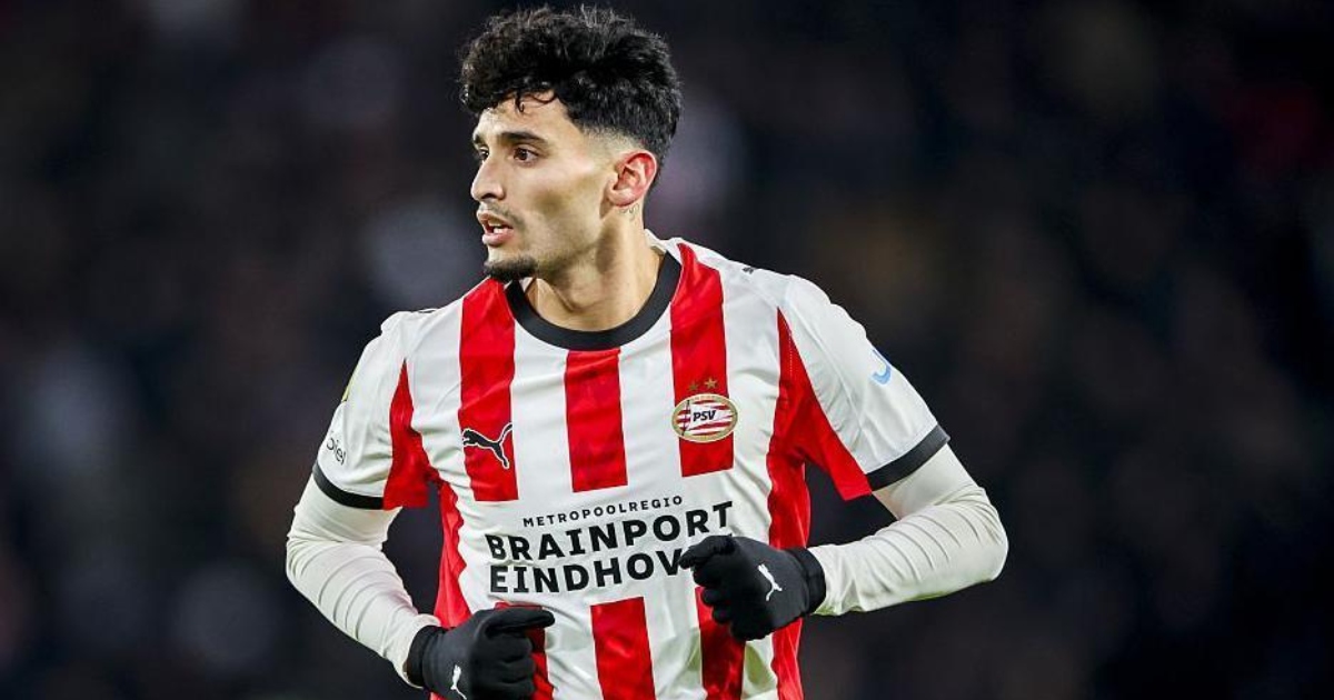 PSV-Γκρόνιγκεν: Ζυγίζουν τις φανέλες πριν μπουν στο γρασίδι