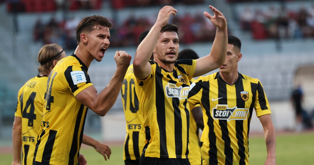 ΑΕΚ – ΟΦΗ προγνωστικά Super League με παίκτες της ΑΕΚ να πανηγυρίζουν